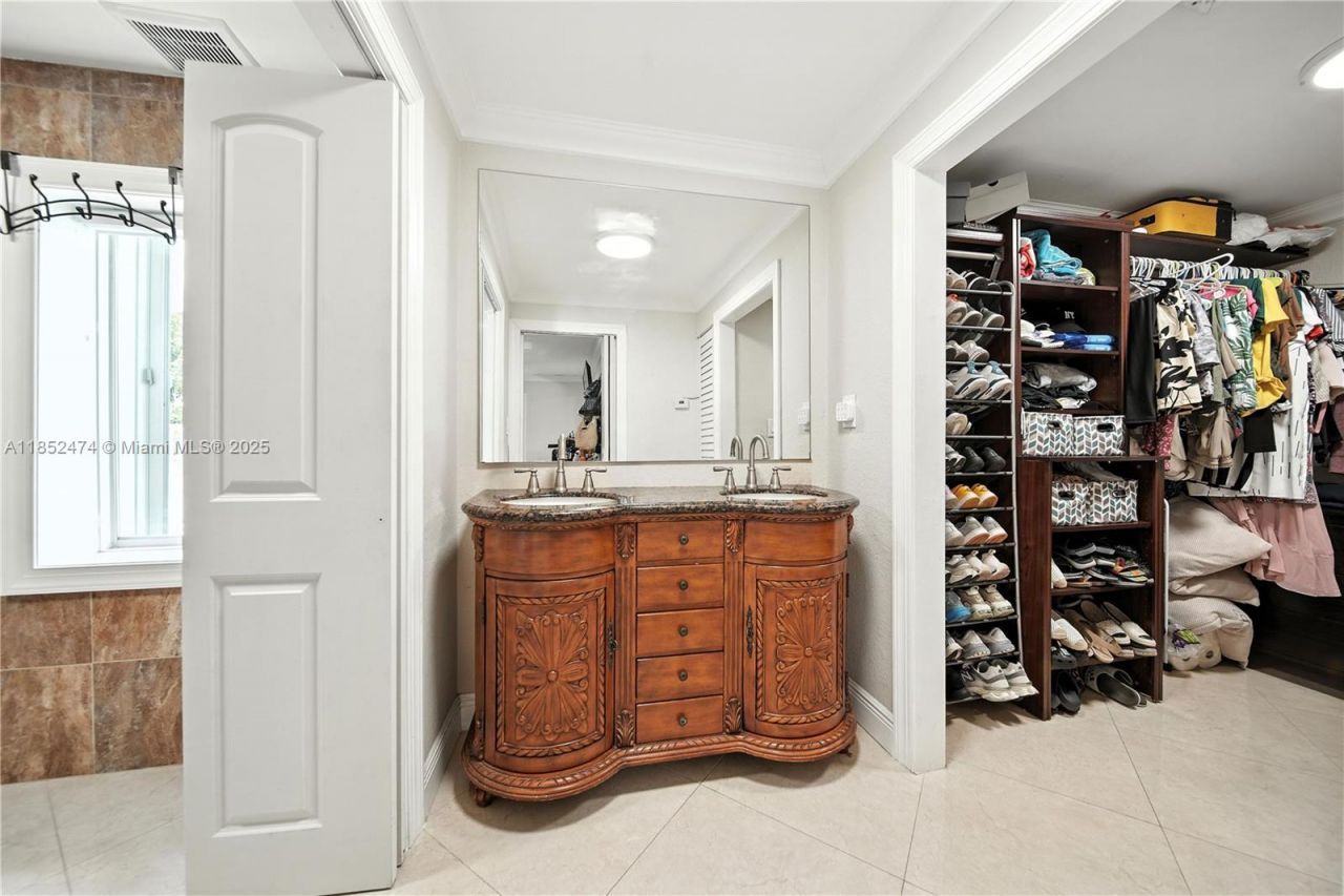 5005 E 6th Ave, Hialeah, FL 33013 Photo