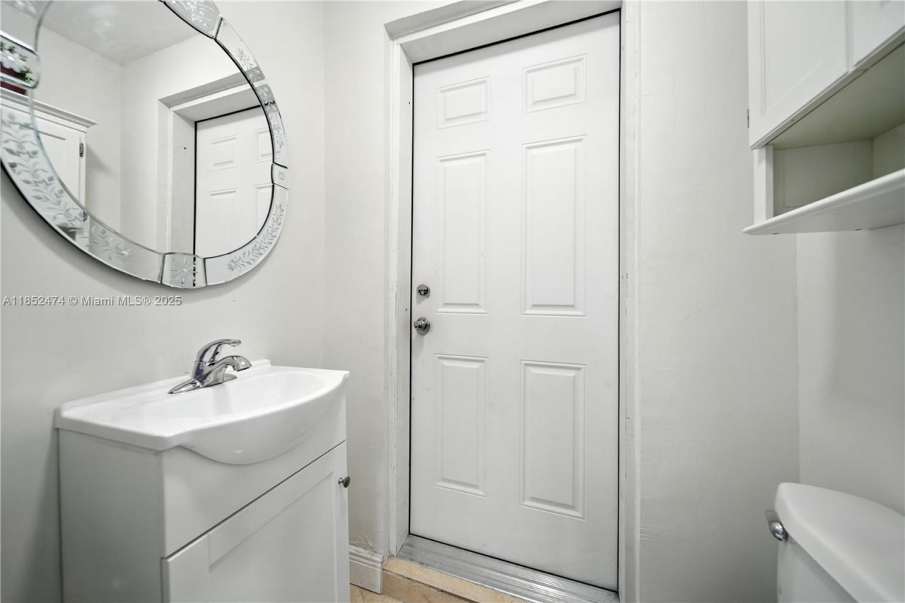 5005 E 6th Ave, Hialeah, FL 33013 Photo