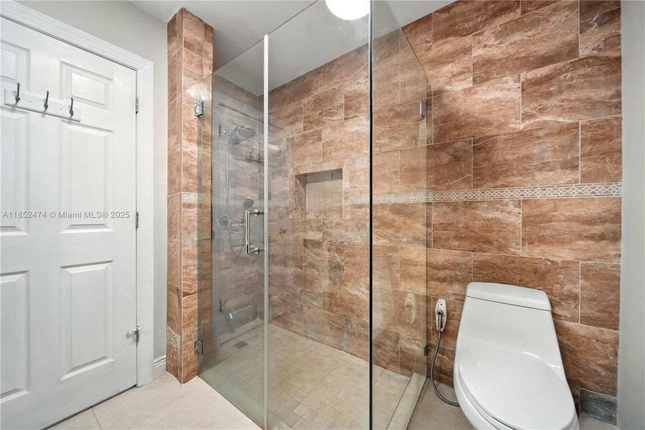 5005 E 6th Ave, Hialeah, FL 33013 Photo