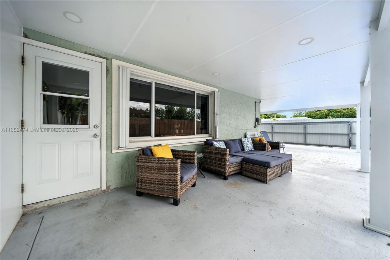 5005 E 6th Ave, Hialeah, FL 33013 Photo