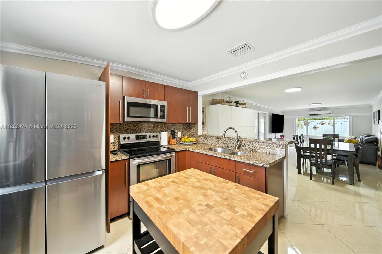 5005 E 6th Ave, Hialeah, FL 33013 Photo