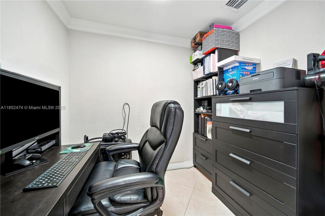 5005 E 6th Ave, Hialeah, FL 33013 Photo