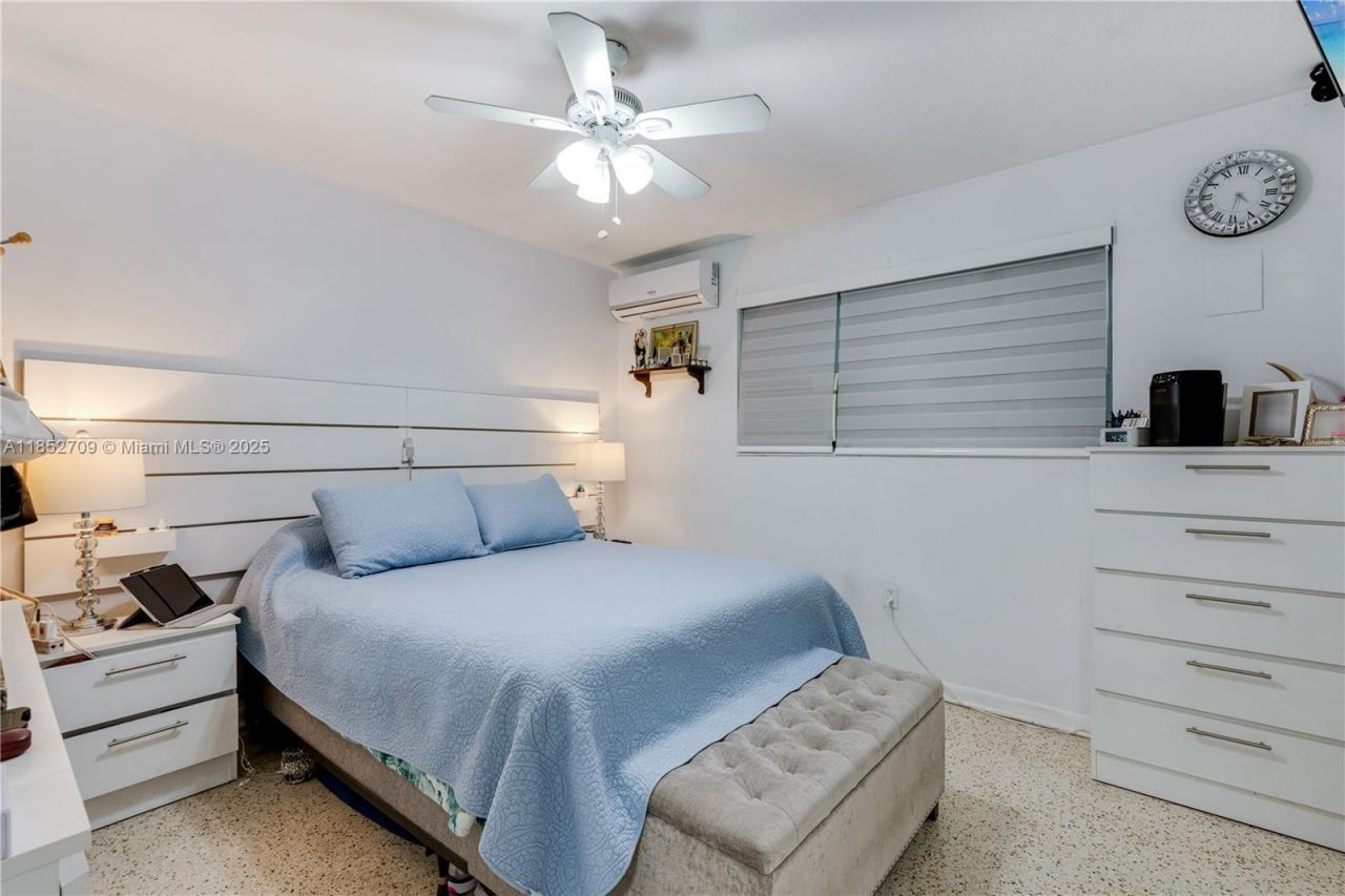 9311 SW 37th St, Miami, FL 33165 Photo