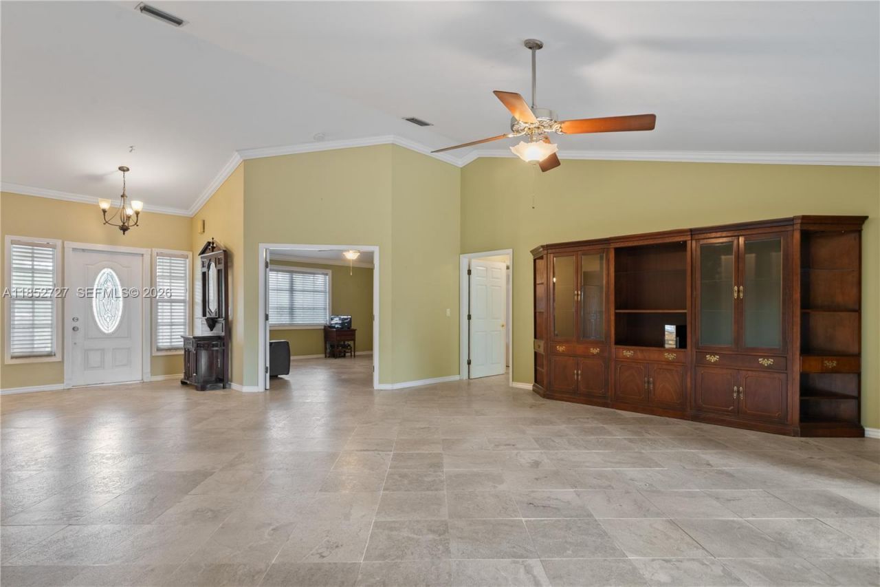 27800 SW 182nd Ave, Homestead, FL 33031 Photo