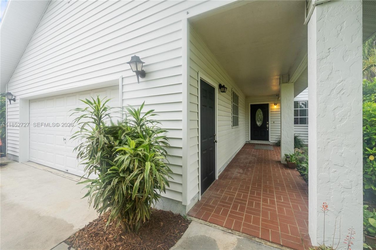 27800 SW 182nd Ave, Homestead, FL 33031 Photo