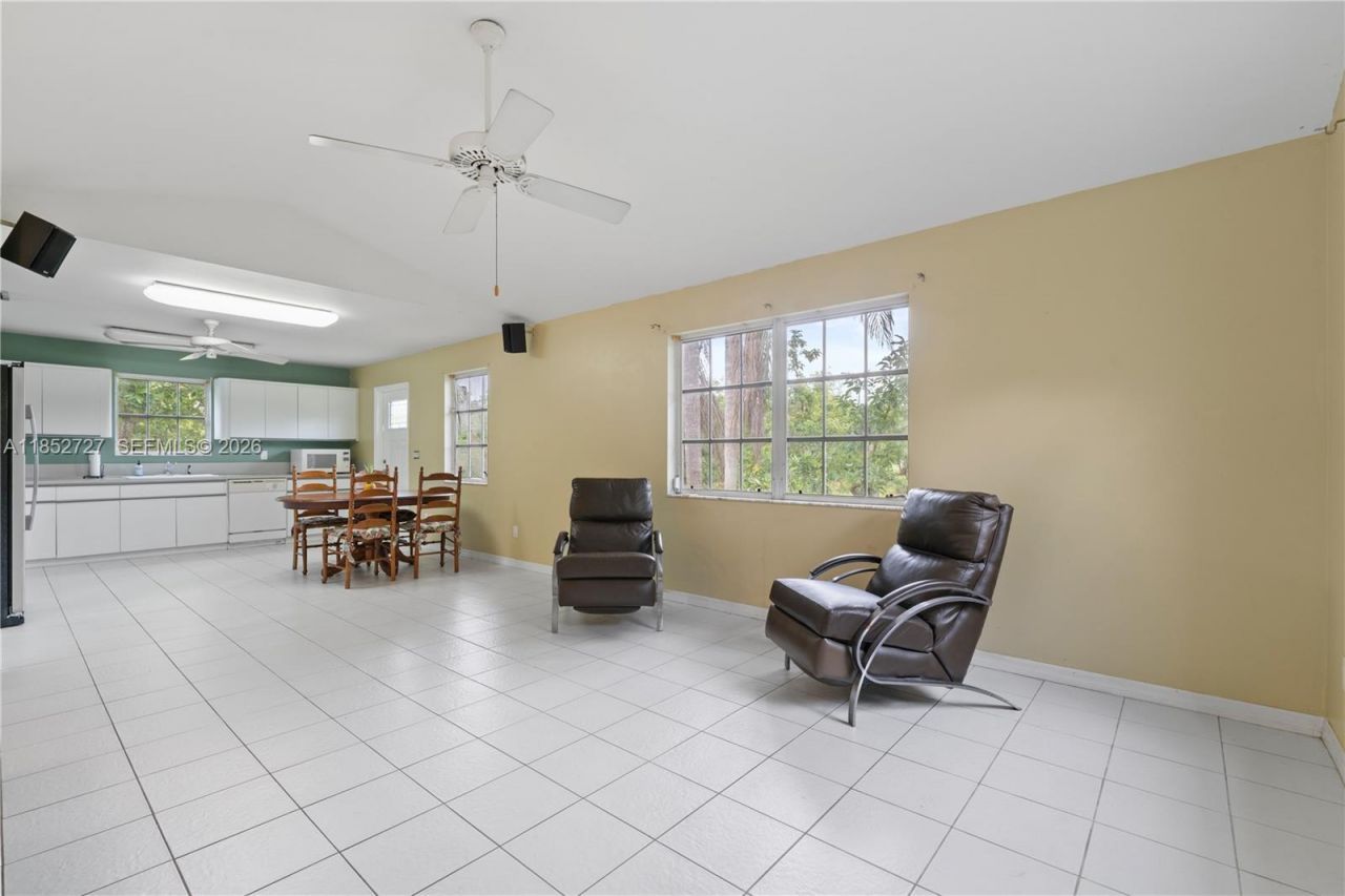 27800 SW 182nd Ave, Homestead, FL 33031 Photo