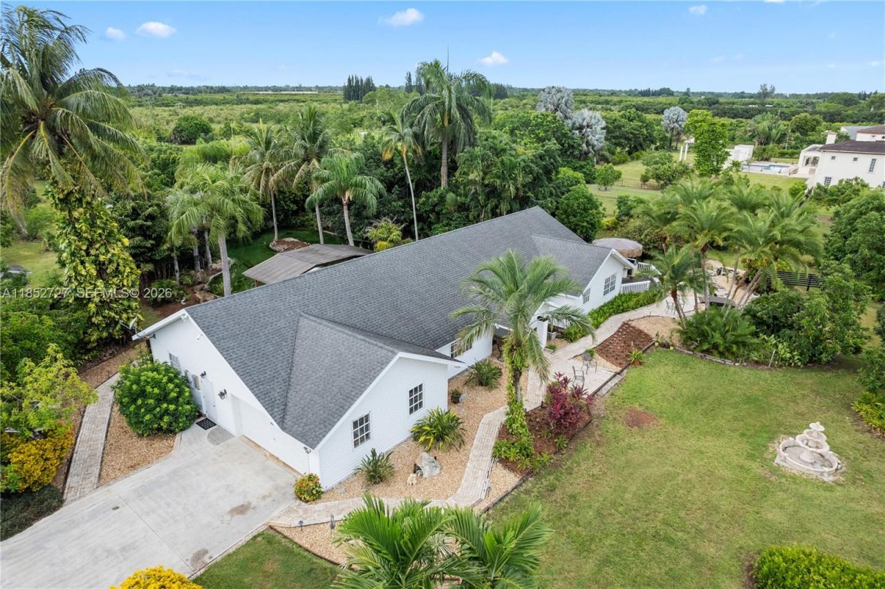 27800 SW 182nd Ave, Homestead, FL 33031 Photo