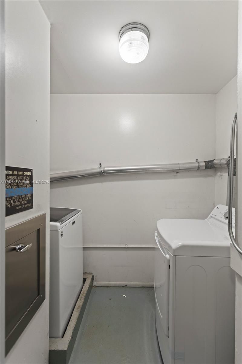 120 Golden Isles Dr, Unit 23B, Hallandale Beach, FL 33009 Photo