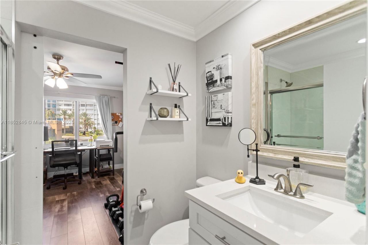 120 Golden Isles Dr, Unit 23B, Hallandale Beach, FL 33009 Photo