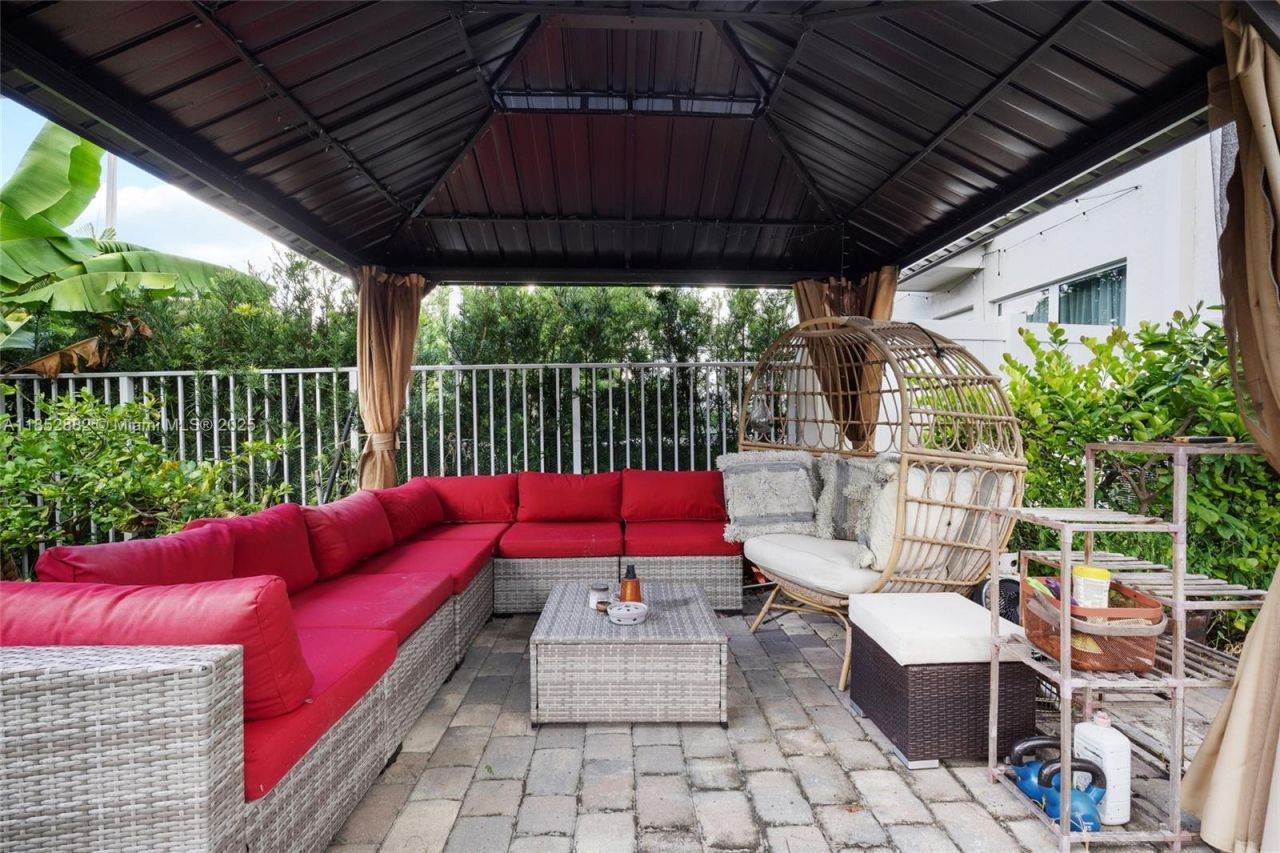 4248 Ficus St, Hollywood, FL 33021 Photo