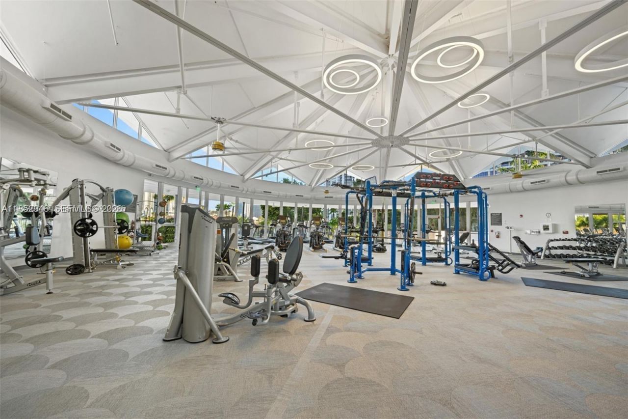 500 Three Islands Blvd, Unit 715, Hallandale Beach, FL 33009 Photo