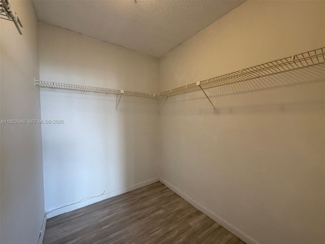 500 Three Islands Blvd, Unit 715, Hallandale Beach, FL 33009 Photo