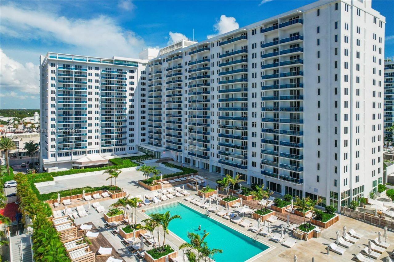 2301 Collins Ave, Unit 523, Miami Beach, FL 33139 Photo