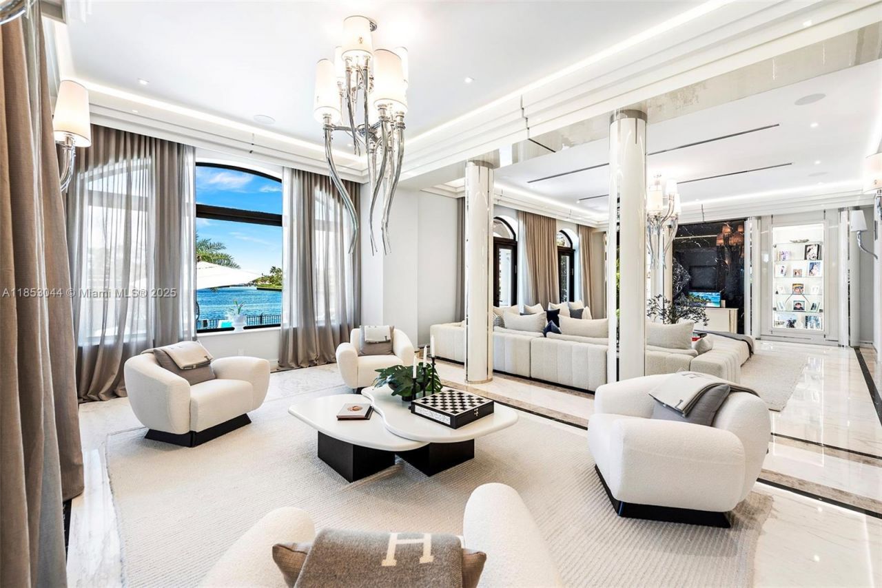 498 N Parkway Pkwy, Unit 498, Golden Beach, FL 33160 Photo