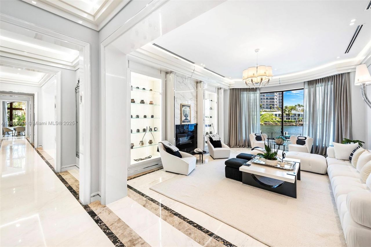 498 N Parkway Pkwy, Unit 498, Golden Beach, FL 33160 Photo