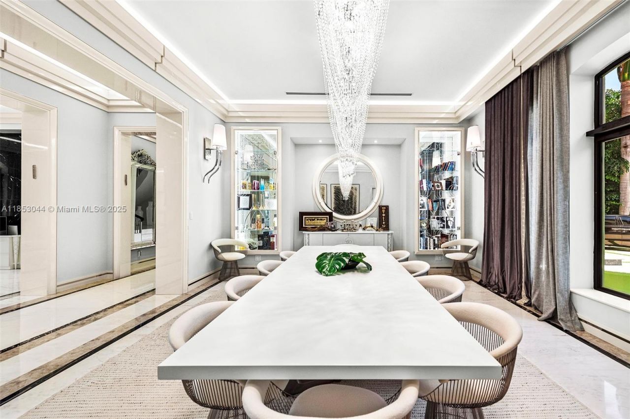 498 N Parkway Pkwy, Unit 498, Golden Beach, FL 33160 Photo