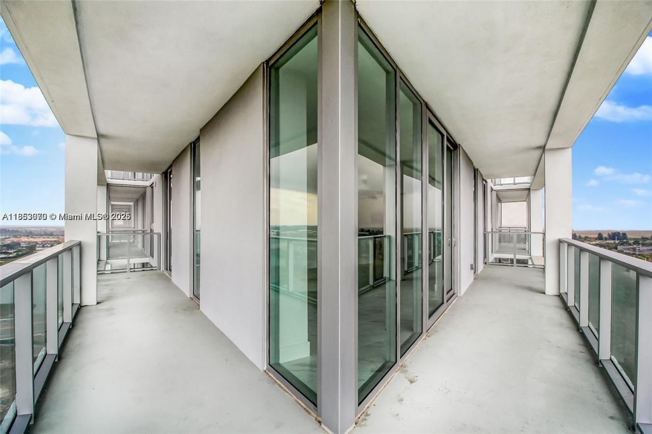 2000 Metropica Way, Unit 1709, Sunrise, FL 33323 Photo