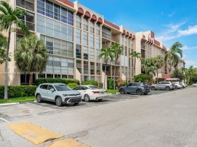 2101 Atlantic Shores Blvd, Unit 309, Hallandale Beach, FL 33009 Photo