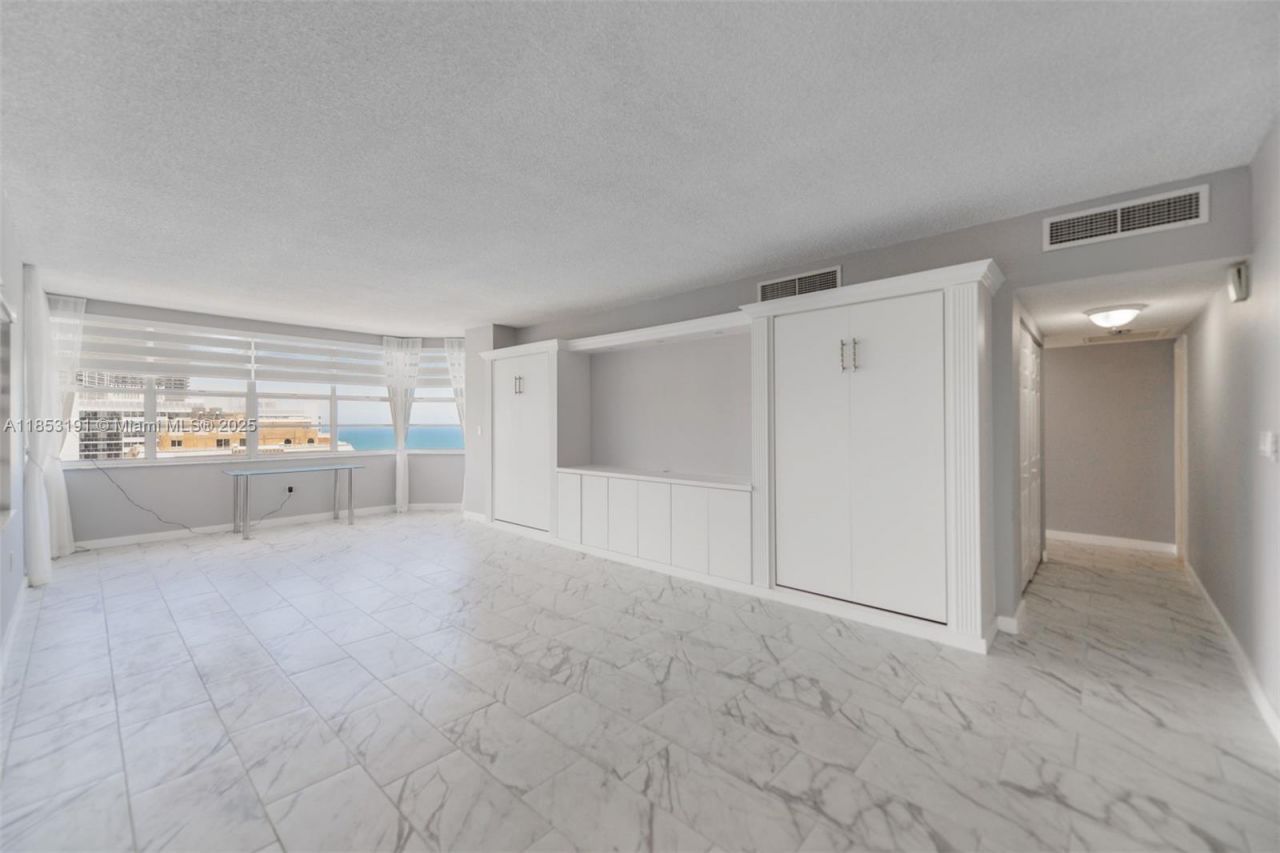 1950 S Ocean Dr, Unit 21F, Hallandale Beach, FL 33009 Photo