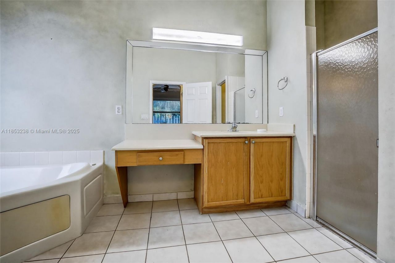 19138 Stonebrook St, Weston, FL 33332 Photo