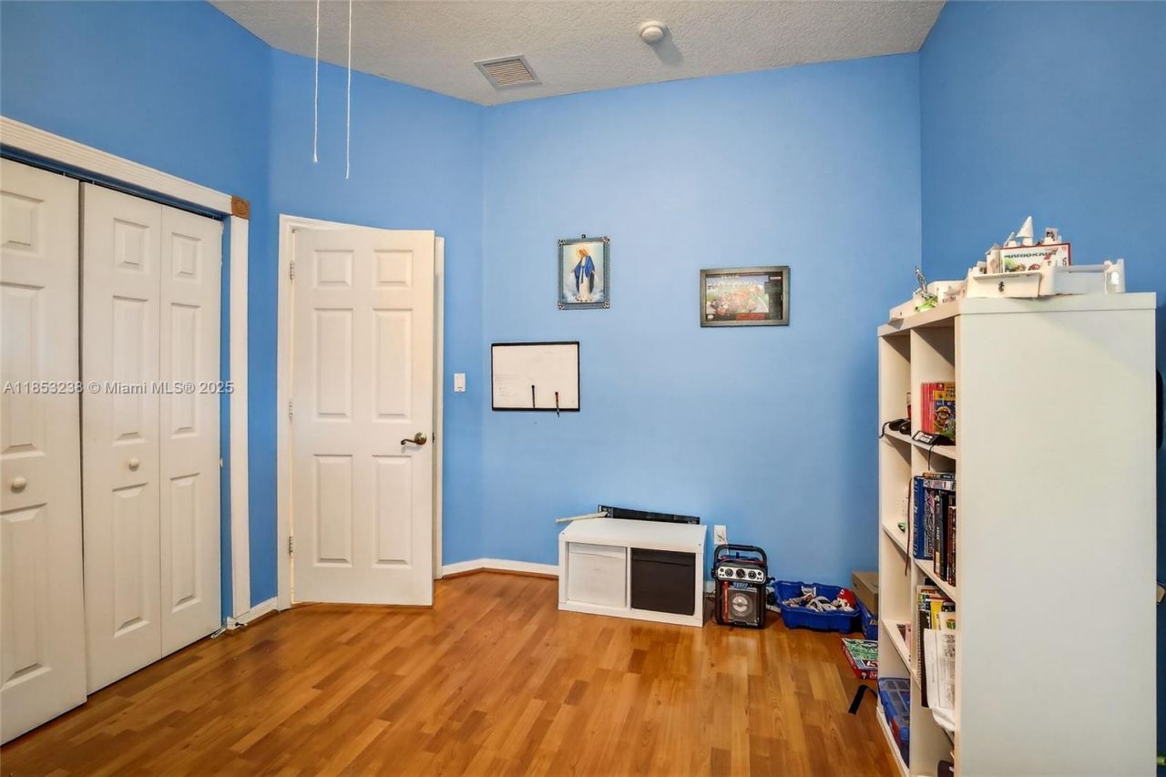 19138 Stonebrook St, Weston, FL 33332 Photo