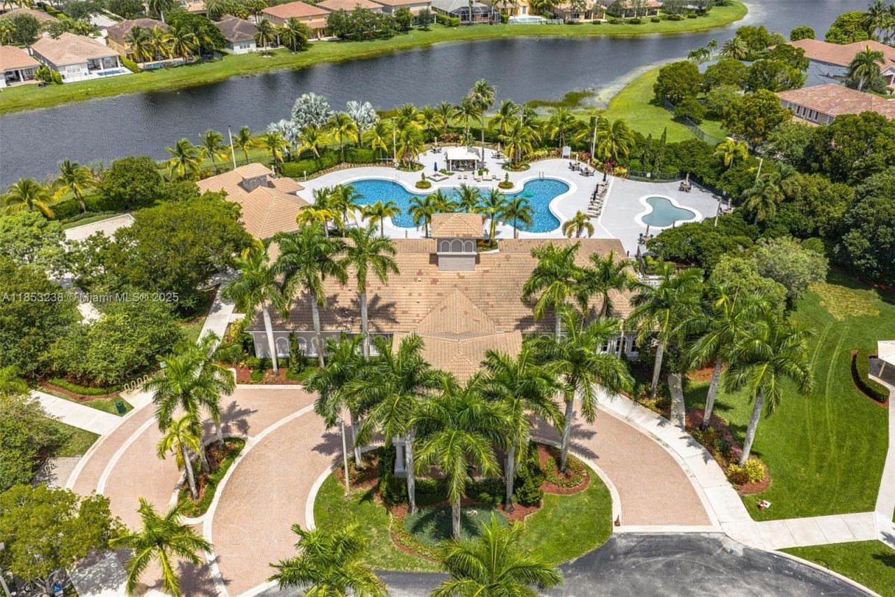 19138 Stonebrook St, Weston, FL 33332 Photo