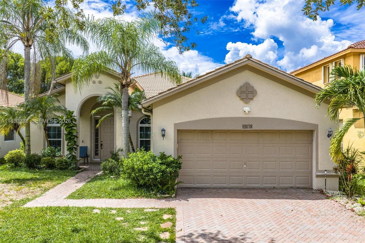 19138 Stonebrook St, Weston, FL 33332 Photo