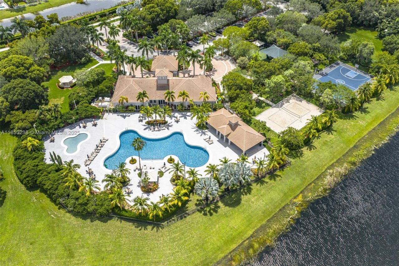 19138 Stonebrook St, Weston, FL 33332 Photo