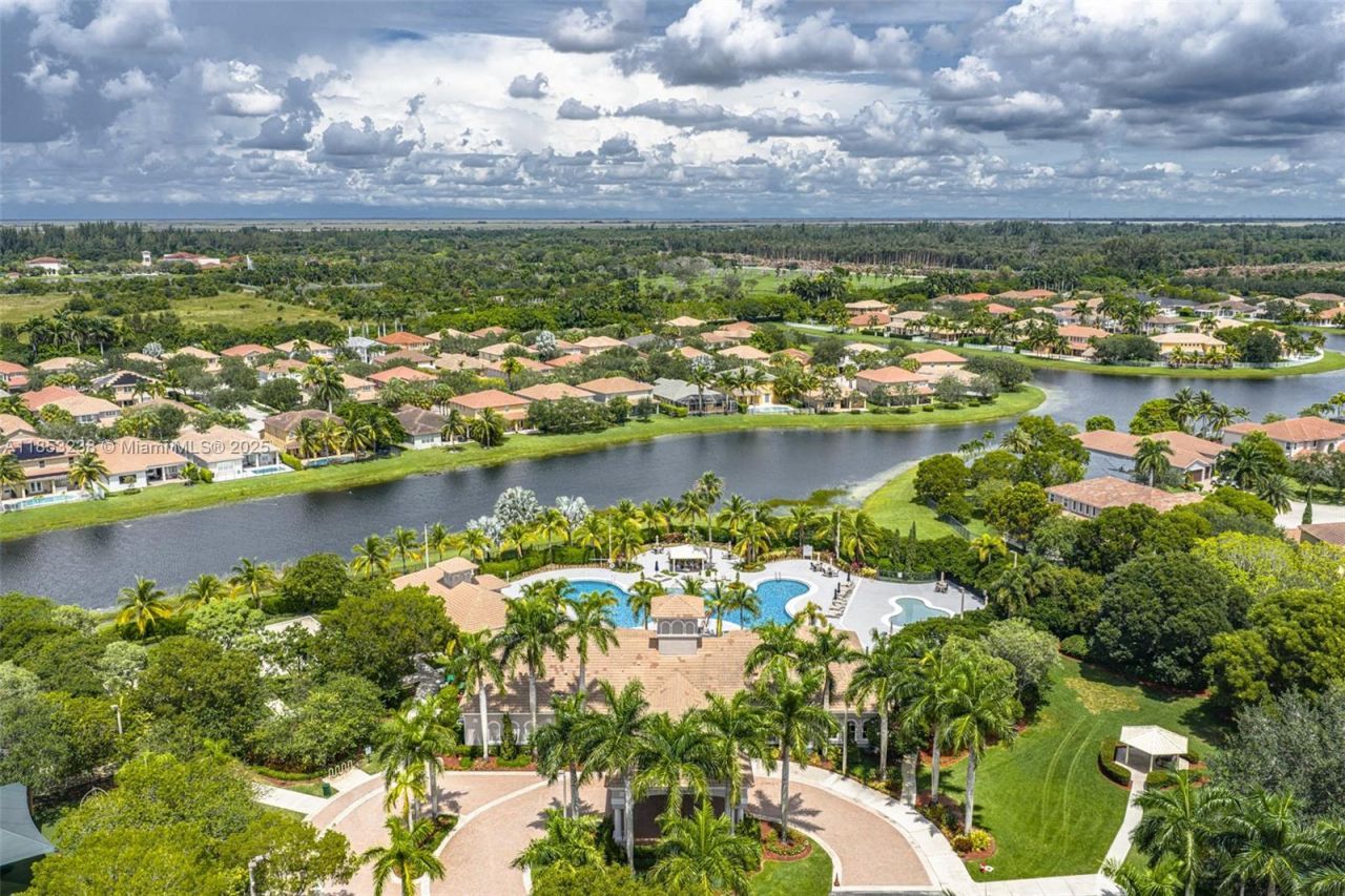 19138 Stonebrook St, Weston, FL 33332 Photo