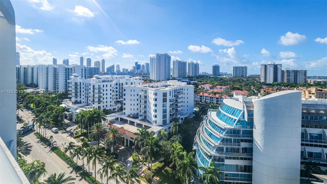 3131 NE 188th St, Unit 1-1212, Aventura, FL 33180 Photo