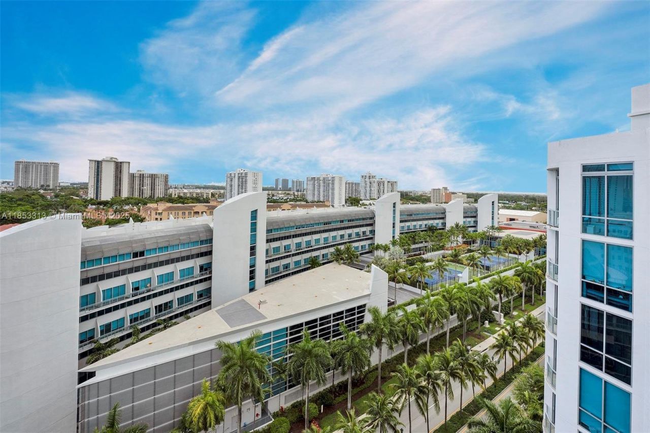 3131 NE 188th St, Unit 1-1212, Aventura, FL 33180 Photo