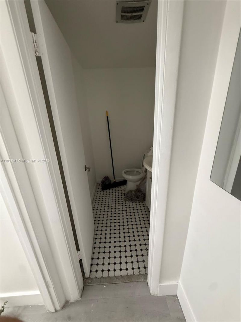 Ne 125th St NE 125th St, North Miami, FL 33161 Photo