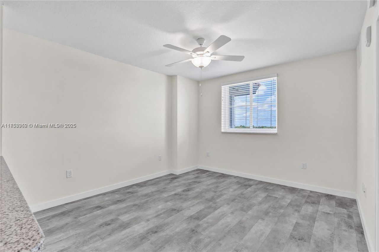 400 NW 112th Ave, Unit 718, Sweetwater, FL 33172 Photo