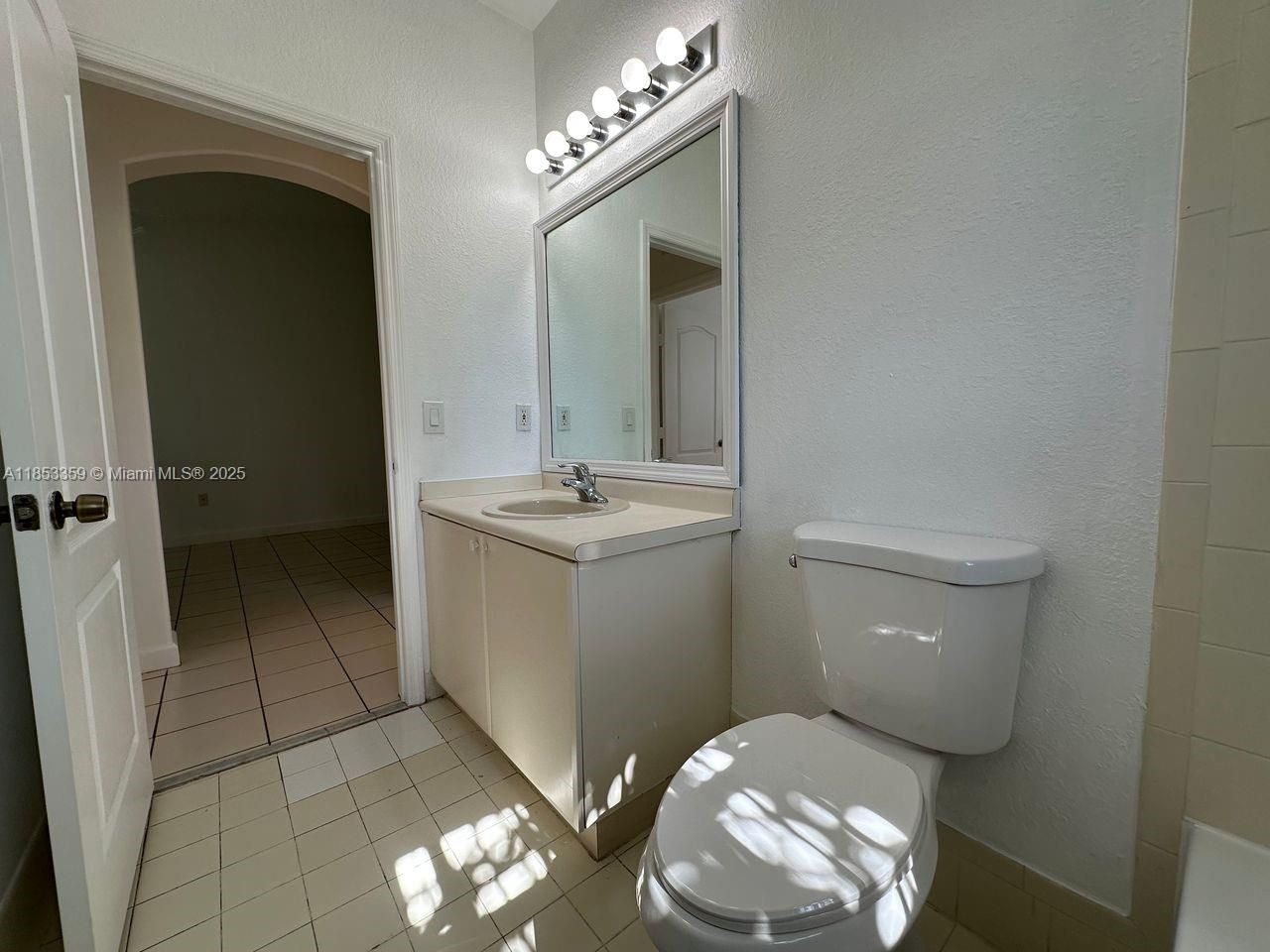 1568 SE 26th St, Unit 200, Homestead, FL 33035 Photo