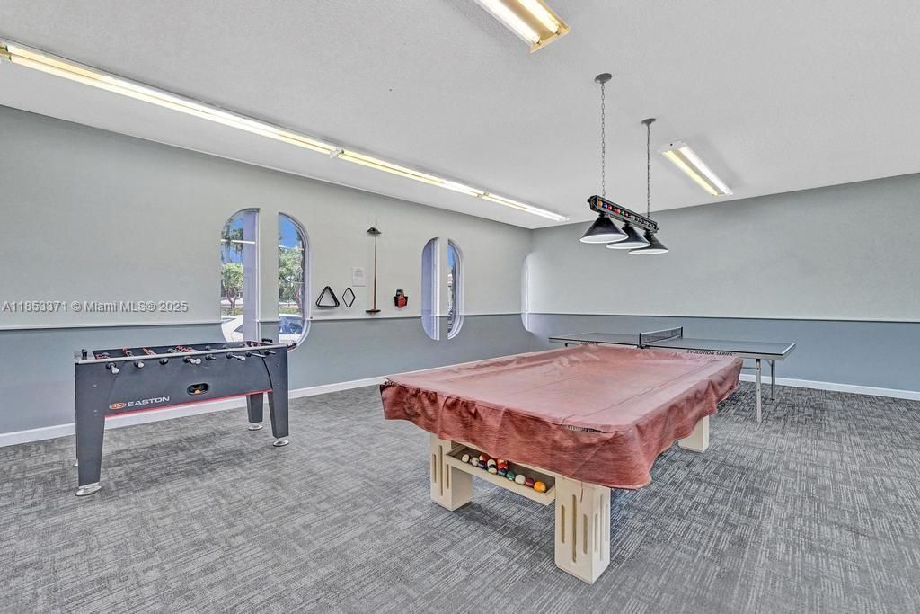 200 Diplomat Pkwy, Unit 423, Hallandale Beach, FL 33009 Photo