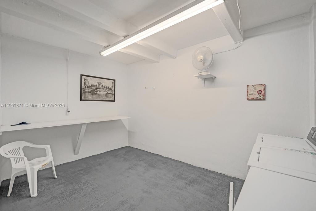 200 Diplomat Pkwy, Unit 423, Hallandale Beach, FL 33009 Photo