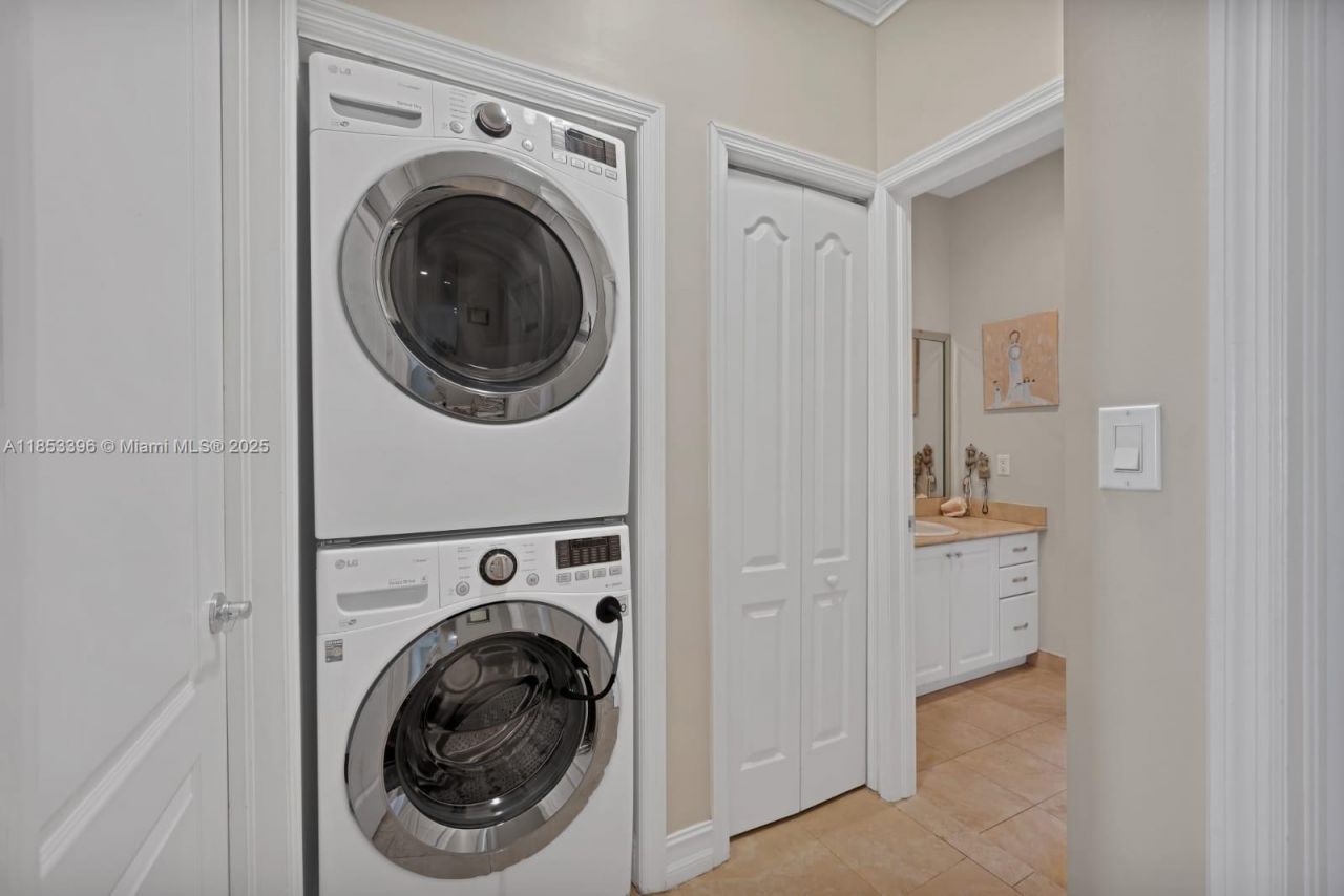 18345 NE 30th Pl, Unit 18345, Aventura, FL 33160 Photo