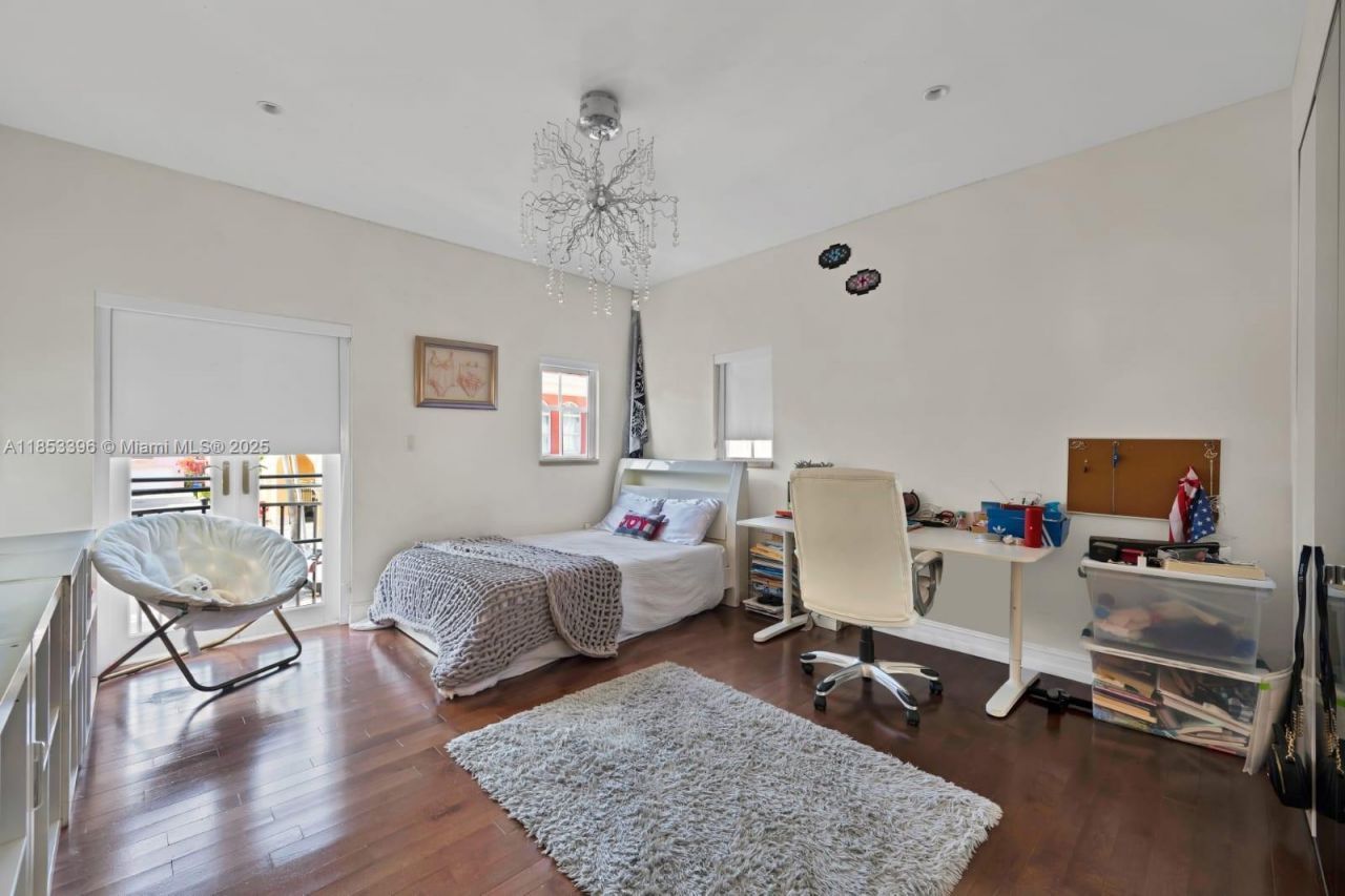 18345 NE 30th Pl, Unit 18345, Aventura, FL 33160 Photo