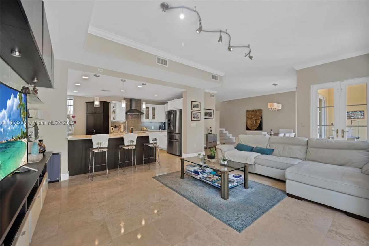 18345 NE 30th Pl, Unit 18345, Aventura, FL 33160 Photo