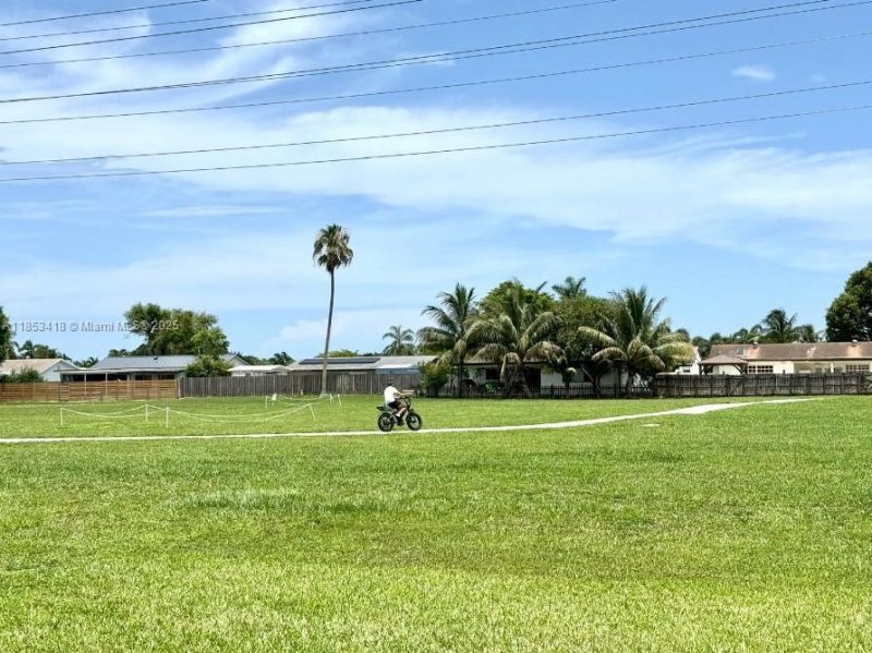 1444 NW 97th Ave, Unit 267, Pembroke Pines, FL 33024 Photo