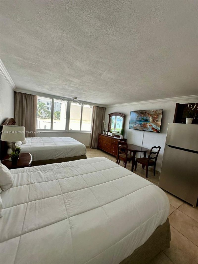 19201 Collins Ave, Unit 108, Sunny Isles Beach, FL 33160 Photo