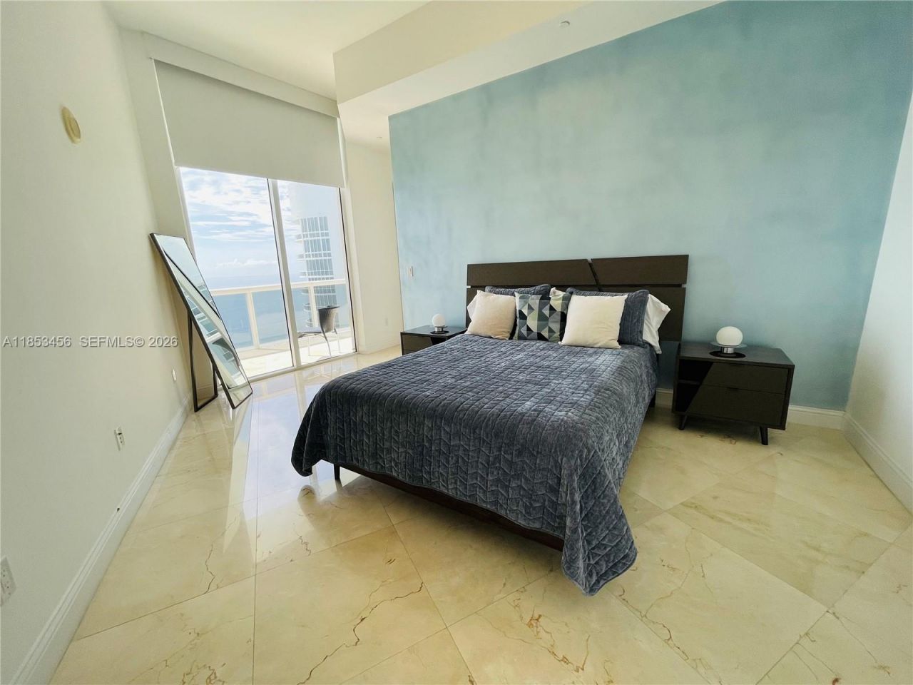 16001 Collins Ave, Unit 4107, Sunny Isles Beach, FL 33160 Photo