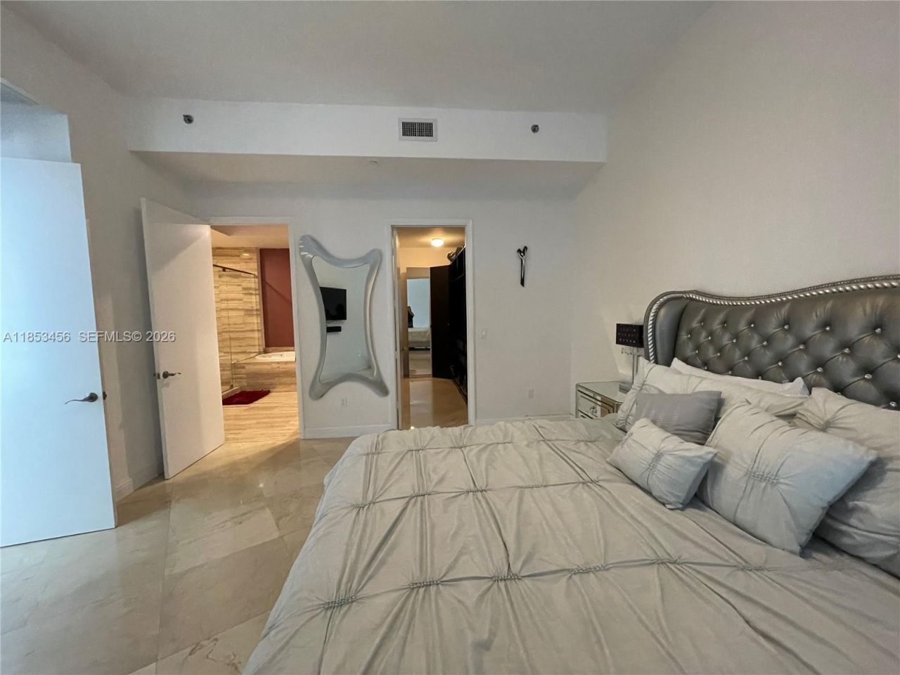 16001 Collins Ave, Unit 4107, Sunny Isles Beach, FL 33160 Photo