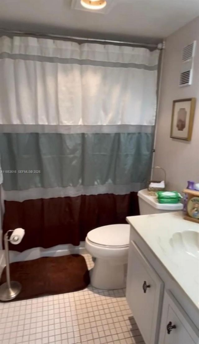 1100 Saint Charles Pl, Unit 504, Pembroke Pines, FL 33026 Photo