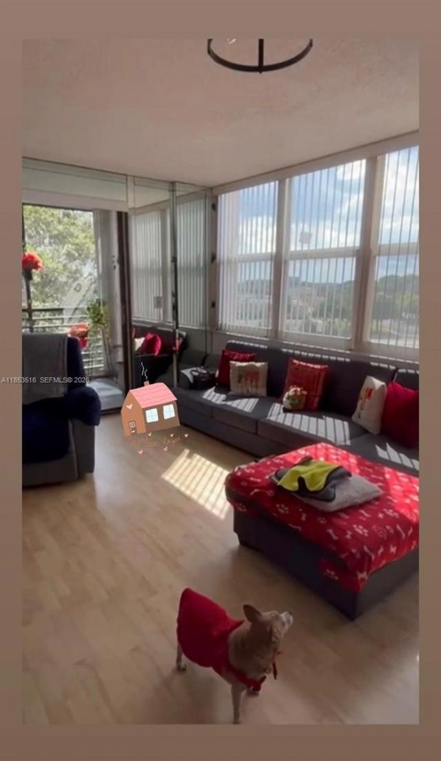 1100 Saint Charles Pl, Unit 504, Pembroke Pines, FL 33026 Photo