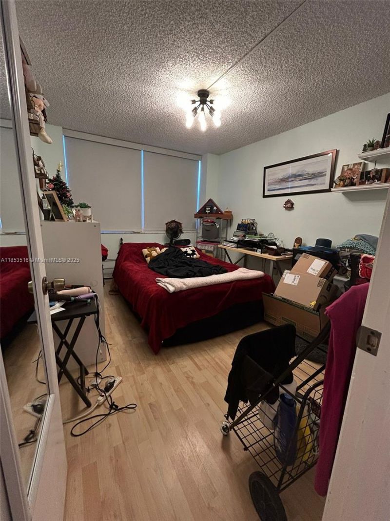 1100 Saint Charles Pl, Unit 504, Pembroke Pines, FL 33026 Photo