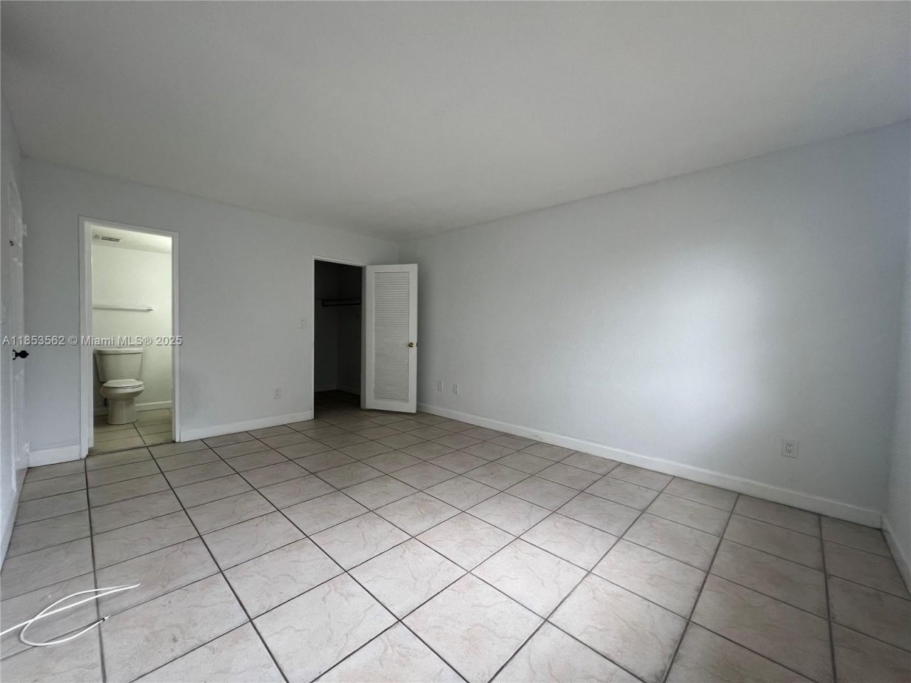 4660 NW 79th Ave, Unit 2C, Doral, FL 33166 Photo