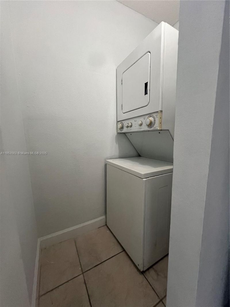 4660 NW 79th Ave, Unit 2C, Doral, FL 33166 Photo