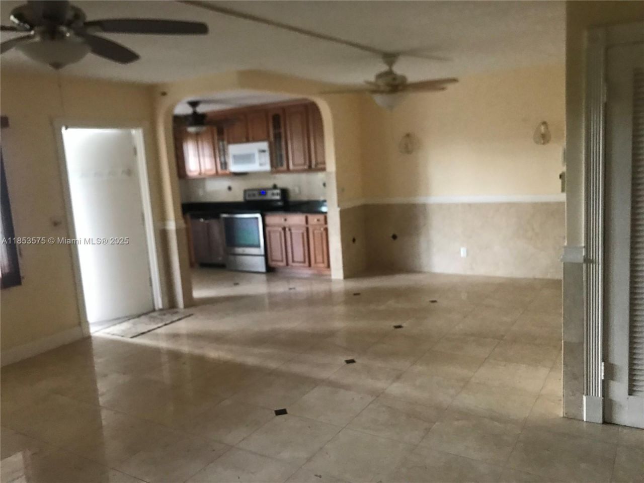 501 Blue Heron Dr, Unit 110-A, Hallandale Beach, FL 33009 Photo