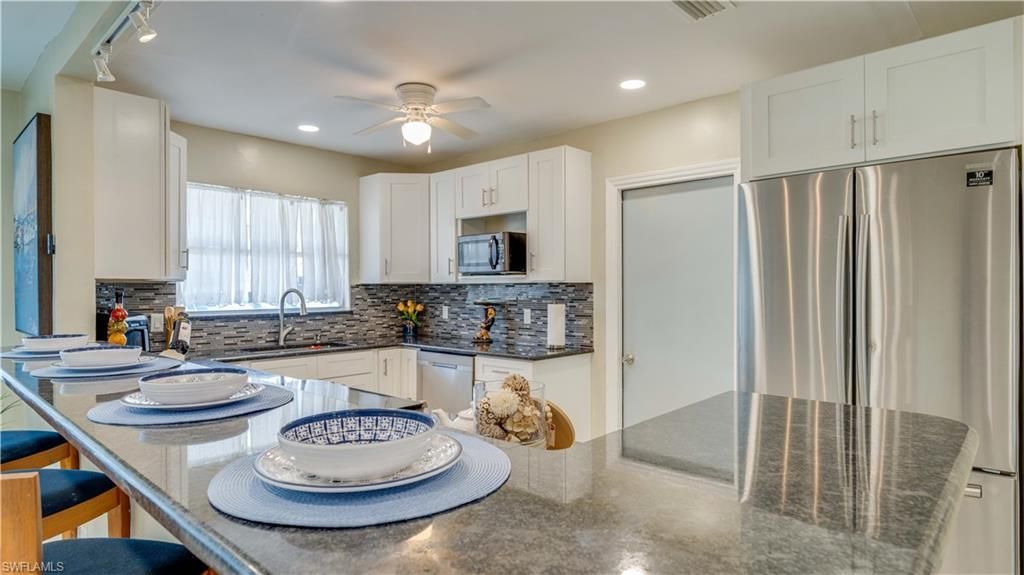 5343 Mayfair Ct, Cape Coral, FL 33904 Photo